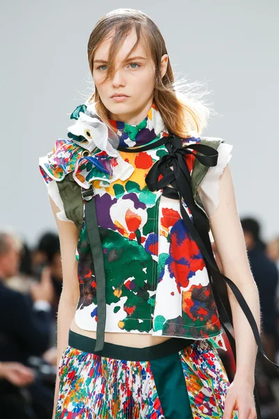 Look 94